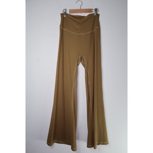 Vitality Cloud II Rib Cinch Wide Leg Trouser and Top Crocodile Large Set - Picture 8 of 10